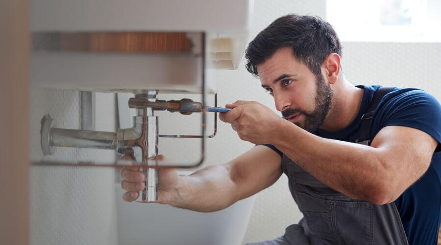 Sink faucet replacement in Star City, AR